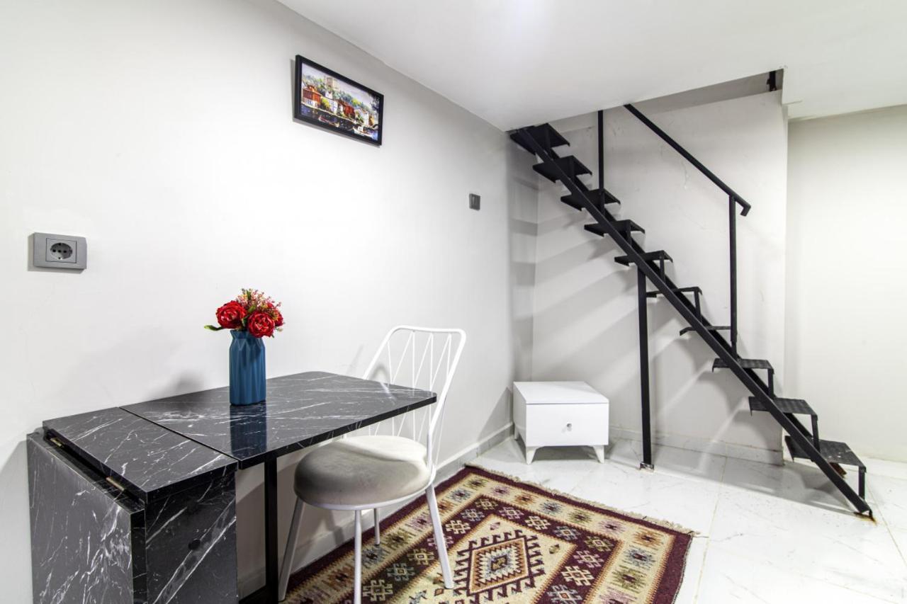 Modern Flat In The Heart Of Beyoglu Apartamento Istambul Exterior foto