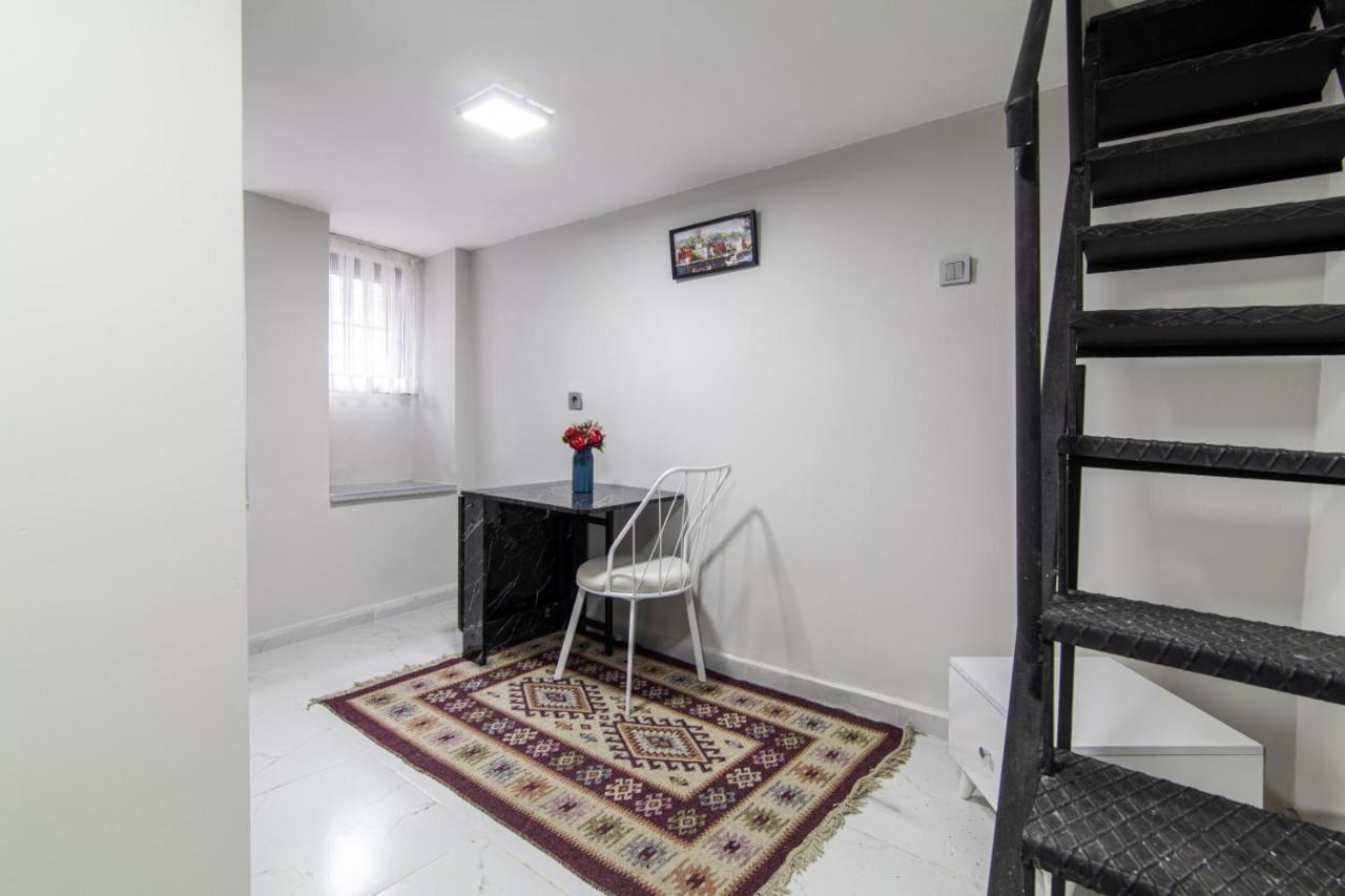 Modern Flat In The Heart Of Beyoglu Apartamento Istambul Exterior foto